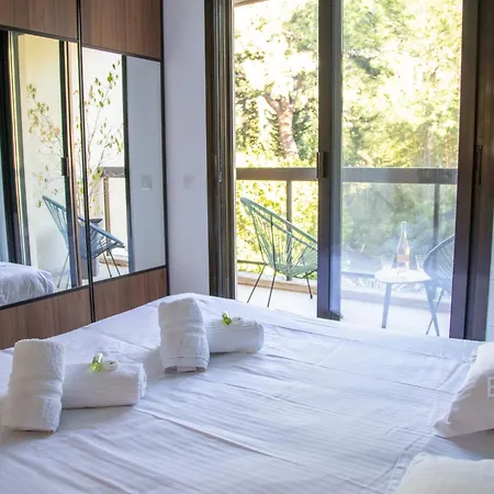 Superb Apartment With Pool Tennis & Parking *