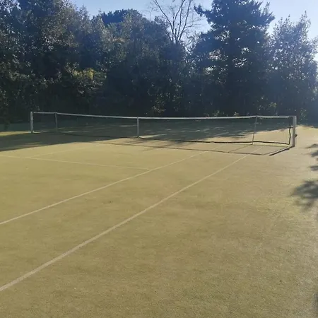 Appartement Superb Apartment With Pool Tennis & Parking