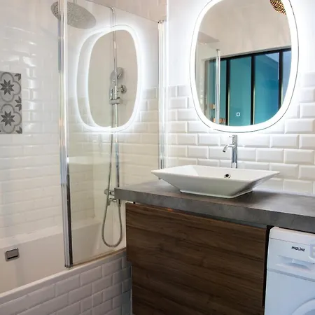 Apartment Superb With Pool Tennis & Parking